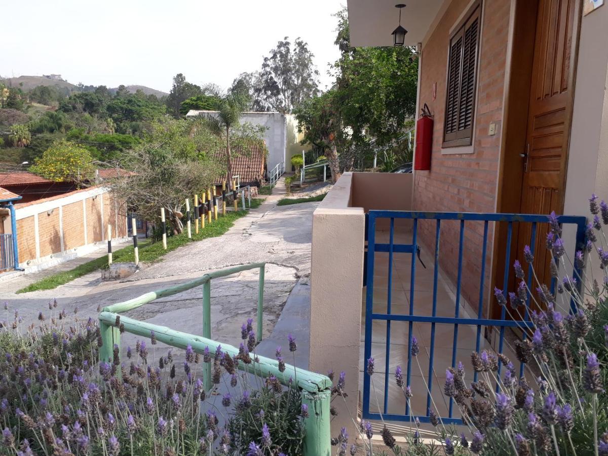 Pousada Vila Rica Cunha Bagian luar foto