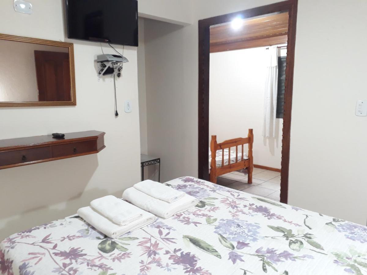 Pousada Vila Rica Cunha Bagian luar foto