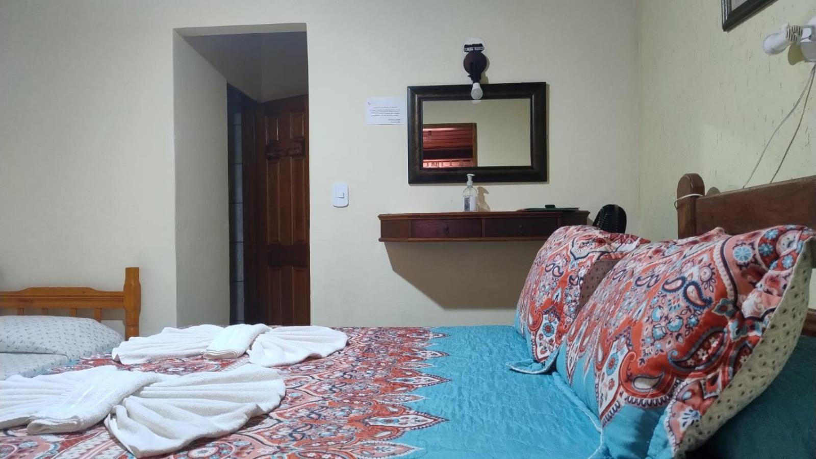 Pousada Vila Rica Cunha Bagian luar foto